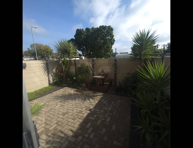 2 BEDROOM APARTMENT FOR SALE IN WINDSOR PARK